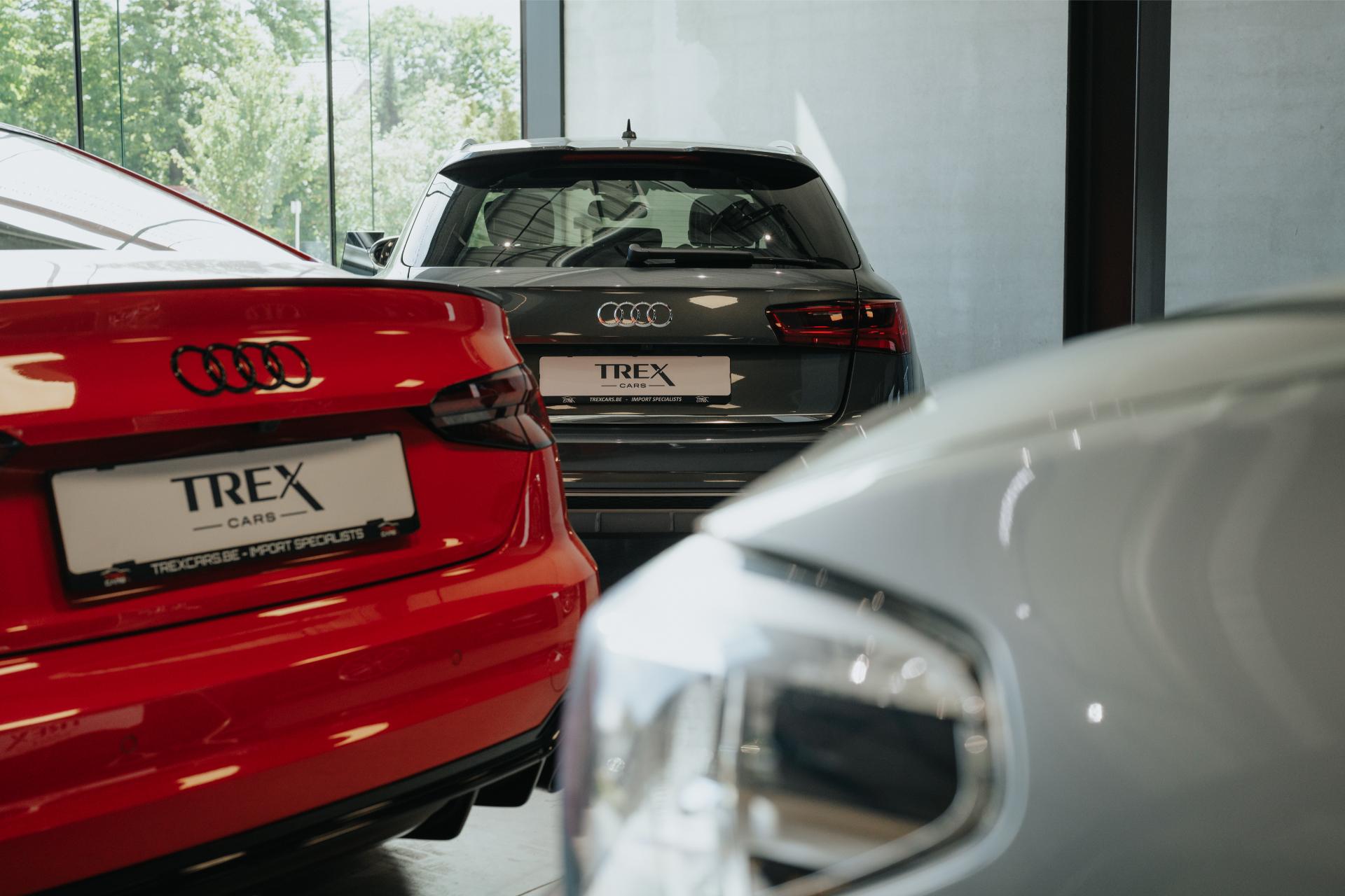 Achterzijde Van Audi RS In Showroom Van Trex Cars